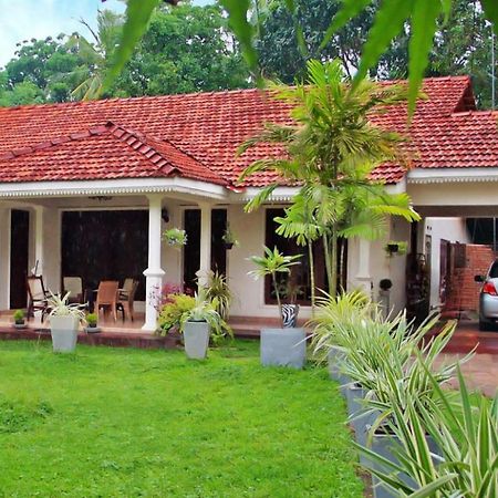 Coco Home Negombo Exterior photo